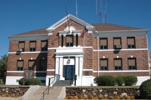 Golden_Valley_Courthouse_2010.JPG Image